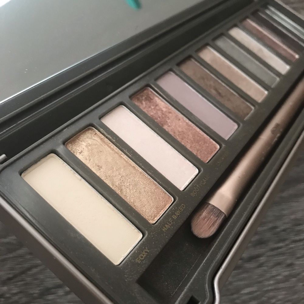 Urban Decay Naked Basics 2 - Picture 5 of 6